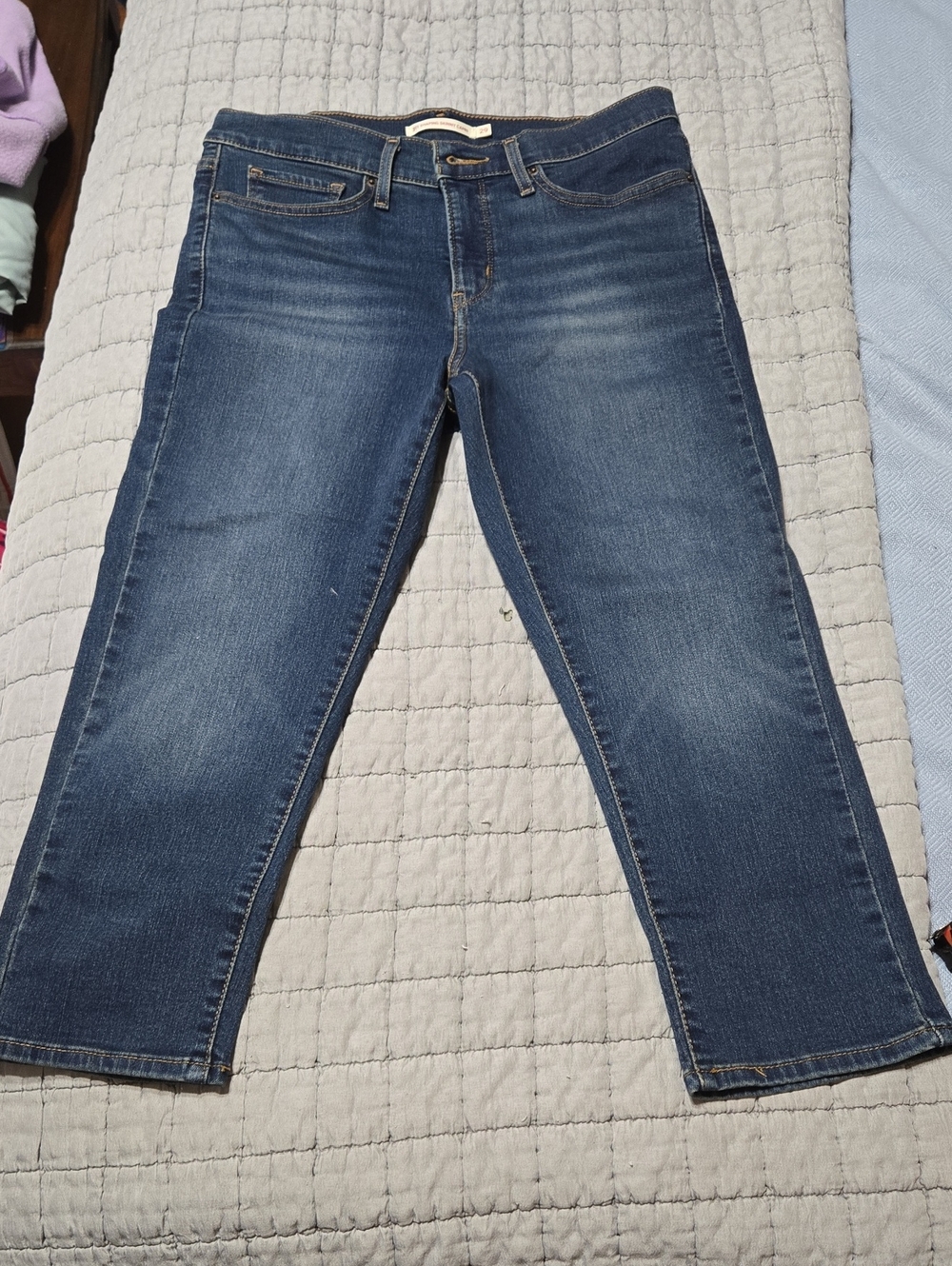 Levi's Classic Midwash Shaping Skinny CAPRI Jeans - Blue